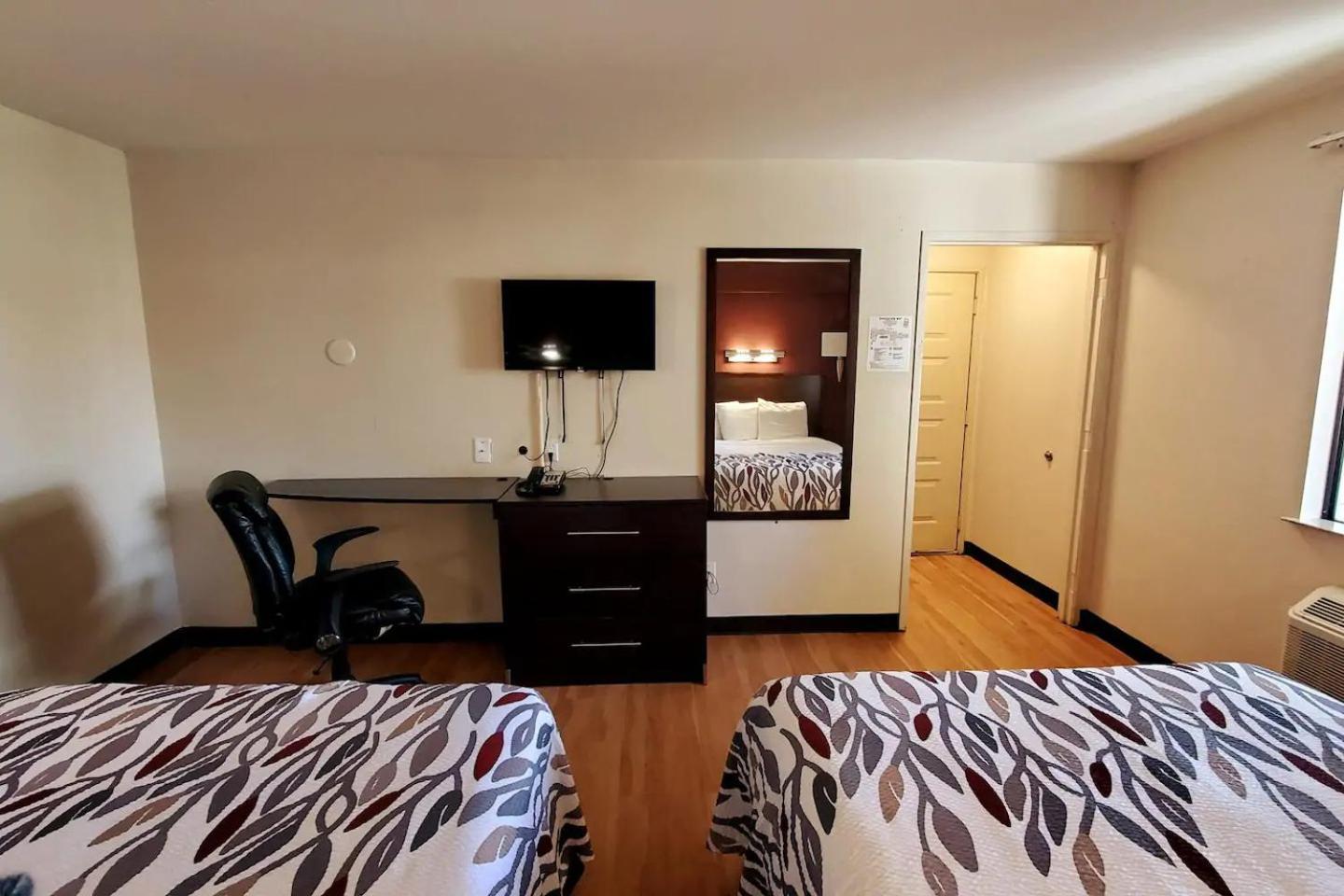 Sacramento Inn & Suites North Highlands ภายนอก รูปภาพ