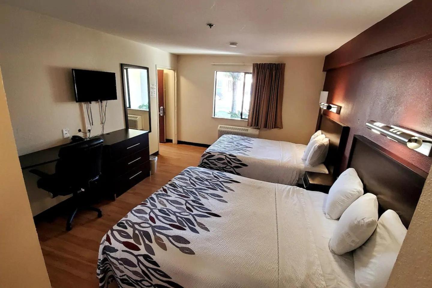 Sacramento Inn & Suites North Highlands ภายนอก รูปภาพ